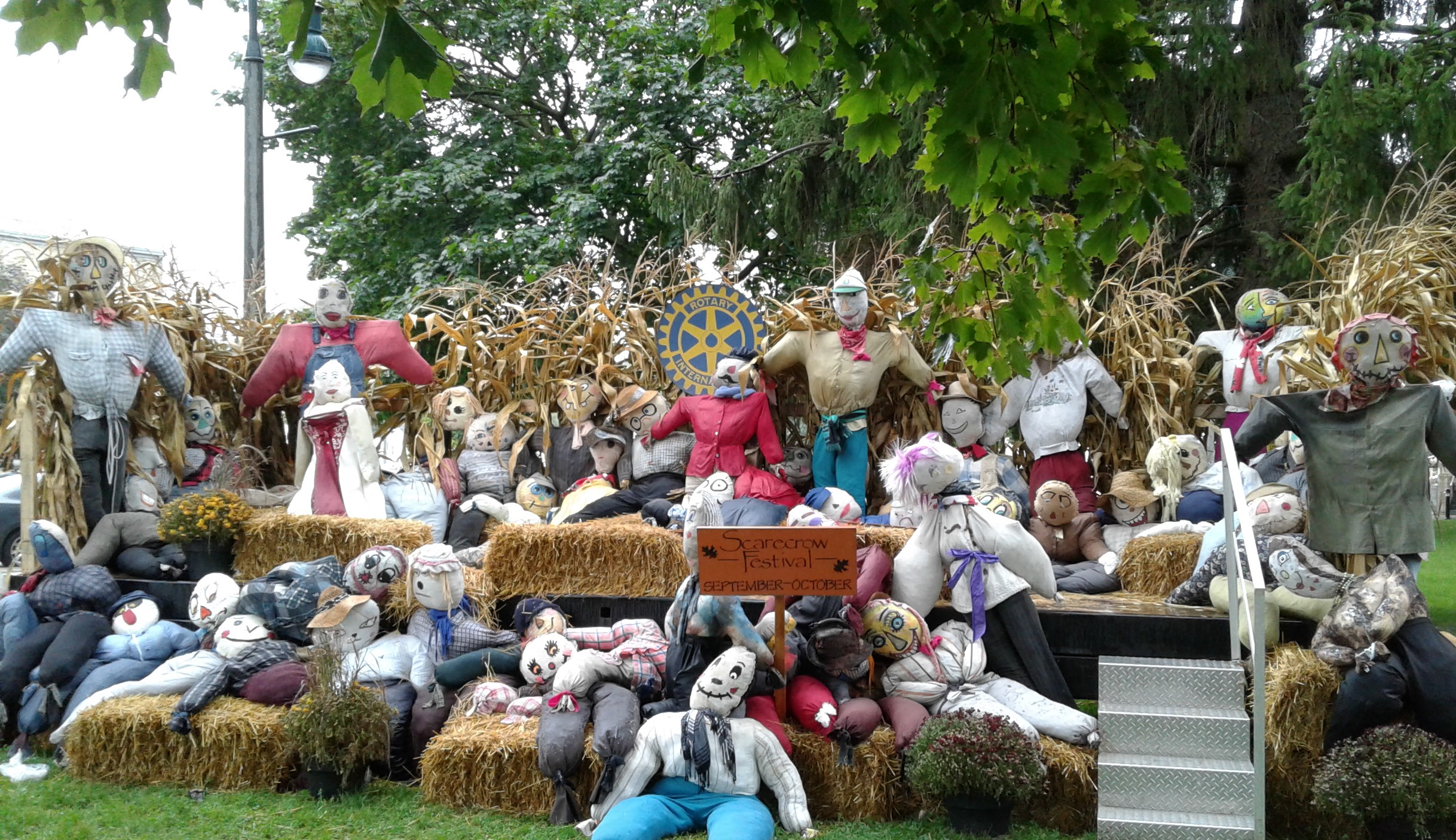 scarecrows