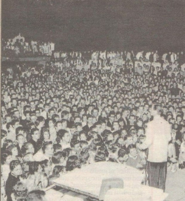 Kenwick Pat Boone (4)